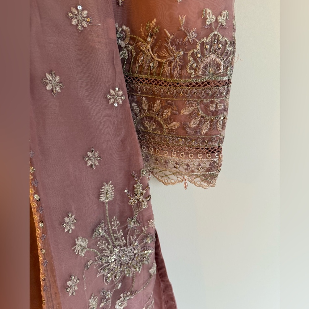Elegant Pink Embroidered Dress Pakistani outfit - Picture 4 of 7